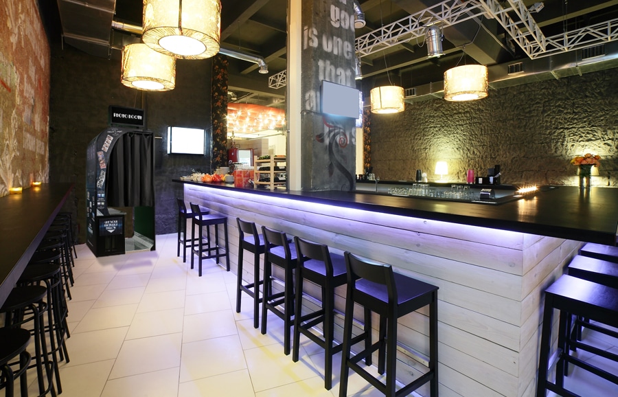 Face Place Photo Booths: From Coin-Op Amusement to Inside Your Bar